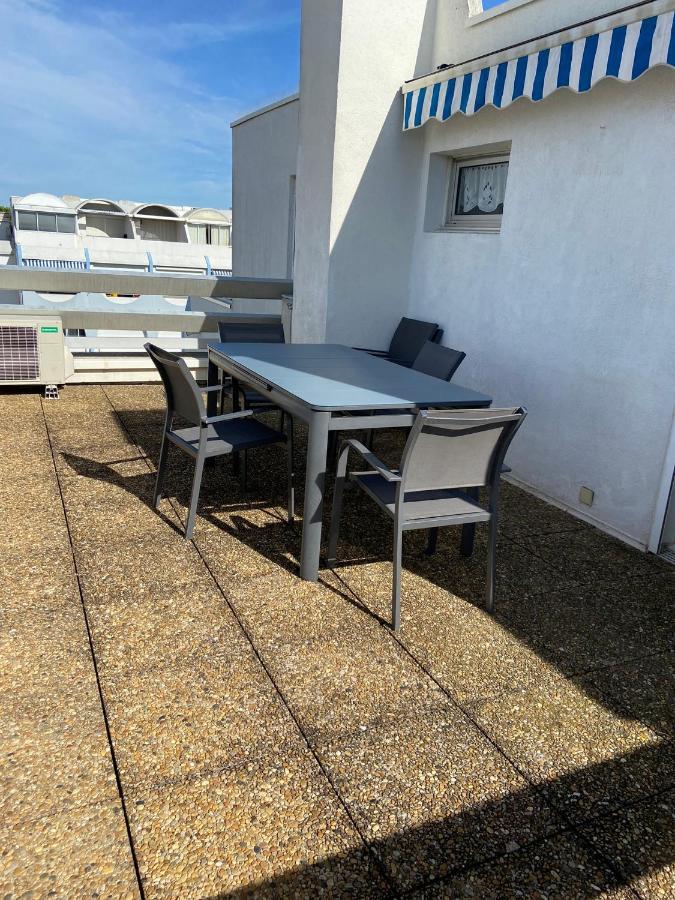Grande Terrasse Climatise * Le Grau-du-Roi